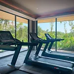 Mistiq Apartahotel 3*
