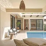 Villa Luna Luxe Heated Pool Jacuzzi & Concierge Service