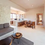Сasa de vacaciones Ahal Holistika 3br Oasis With Plunge Pool