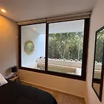 Private Jacuzzi Jungle View In La Veleta