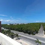 Brand-new Loft With Pool, Near And Nightlife