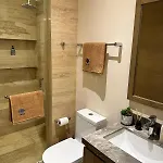 Apartamento Brand-new Loft With Pool, Near And Nightlife