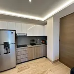 Apartamento Brand-new Loft With Pool, Near And Nightlife *