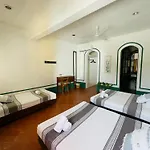 Centro, Party Tulum