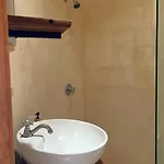 Pensión Varuna *