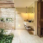 Jungle Villa Vogue-Featured Luxe Villa For 19