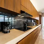 Villa Elegant 6br Dual With 4 Private Pools & Concierge *