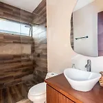 Villa Elegant 6br Dual With 4 Private Pools & Concierge