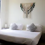 2 Bdrm-2 Baths For Groups & Music Lovers *