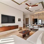 2Br Condo With Jacuzzi Near Habitas Beach