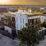 2 Bdrm-2 Baths For Groups & Music Lovers