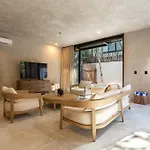 Villa De Lujo 5 Rec, Aldea Zama, Casa 15 Personas, Playa Tulum, Mexico *