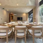 De Lujo 5 Rec, Aldea Zama, Casa 15 Personas, Playa Tulum, Mexico Villa