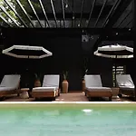 Luxury Trio Villas, 7 Pools, 12 Brs, 32 Pax Villa *