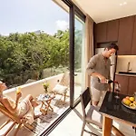 Sleek Penthouse Escape With Rooftop Pool Apartamento Tulum