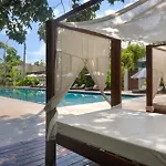 Exclusive 4Br Villa In Karanda With Pools And Paddle