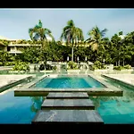 Jungle Panoramic View Ph With Beach Club Shuttle & Gym