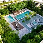 Jungle Panoramic View Ph With Beach Club Shuttle & Gym