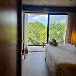 Penthouse With Private Pool, Balcony & Padel * Tulum
