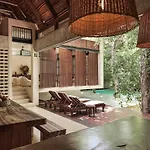 Jungle Villa Infinity Pool & Concierge