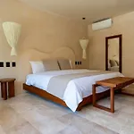 Loch Collection Tulum