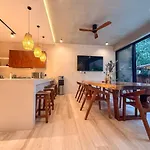 Villa Luxury 5 Bedroom Pool Tiki Bar & Outdoor Gym Tulum