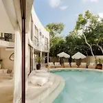 Jungle - Dual Pools & Fire Pit - Sleeps 16