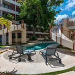Apartahotel Loch Collection