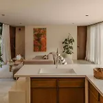 Wabi-sabi Jungle - Pool, Zen & Gym *