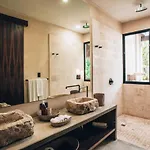 Jungle Sanctuary Wellness Retreat W Pool Bar