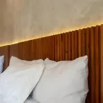 Villa Luxury 5 Bedroom Pool Tiki Bar & Outdoor Gym *