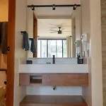 Luxury 5 Bedroom Pool Tiki Bar & Outdoor Gym Villa