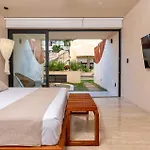 Loch Collection Tulum