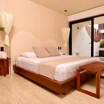 Loch Collection Apartahotel