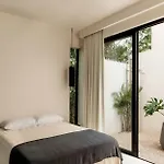 Villa 4 Bedroom With Rooftop Pool Aldea Zama *