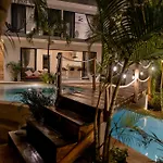 La Veleta Jungle 3 Bedroom Jacuzzi Private Pool