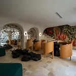 Oniric Apartahotel 4*