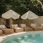 Jungle - Dual Pools & Fire Pit - Sleeps 16