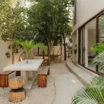 Jungle - Dual Pools & Fire Pit - Sleeps 16 Сasa de vacaciones