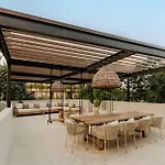 Jungle - Dual Pools & Fire Pit - Sleeps 16 *