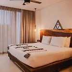 Luxury 5 Bedroom Pool Tiki Bar & Outdoor Gym Villa Tulum