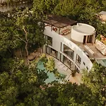 Jungle - Dual Pools & Fire Pit - Sleeps 16 Сasa de vacaciones