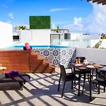 Penthouse With Private Jacuzzi In Tulum, 3 Bedrooms