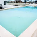 Apartamento Retreat Pool Gym & Great Location *