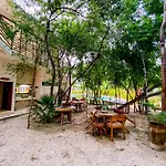 Apt Retreat With Cenote And Pool