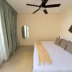 Ph De 2 Rec, Gim, Cine Y Jacuzzi Privado En Tulum