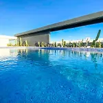 Premium Apt With Private Plunge Pool