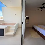Ph De 2 Rec, Gim, Cine Y Jacuzzi Privado En Tulum
