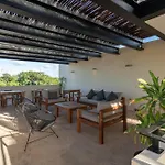 Luna By Luwii Apartamento