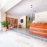 1br Retreat With Balcony And Wellness Amenities Apartamento *